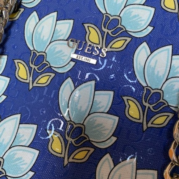 GUESS Purse - Picture 6 of 11